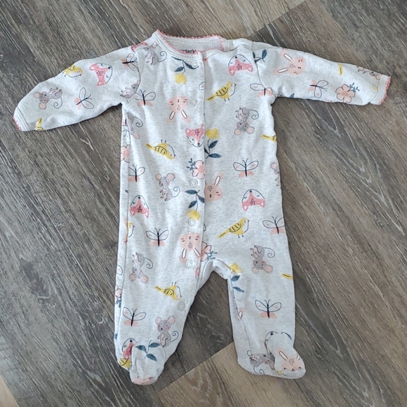 4 baby onezies - Picture 4 of 5